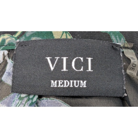 VICTORIAN Dark Fairy Blouse Top MEDIUM Black Floral Button Up Ruffles Excellent - Picture 3 of 14